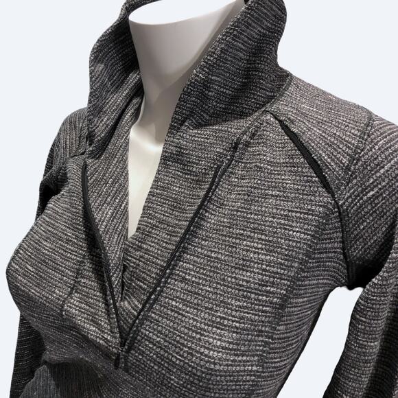Lululemon Think Fast Pullover 1/4 Zip Gray Black Running Top Womens 6 - Picture 4 of 9